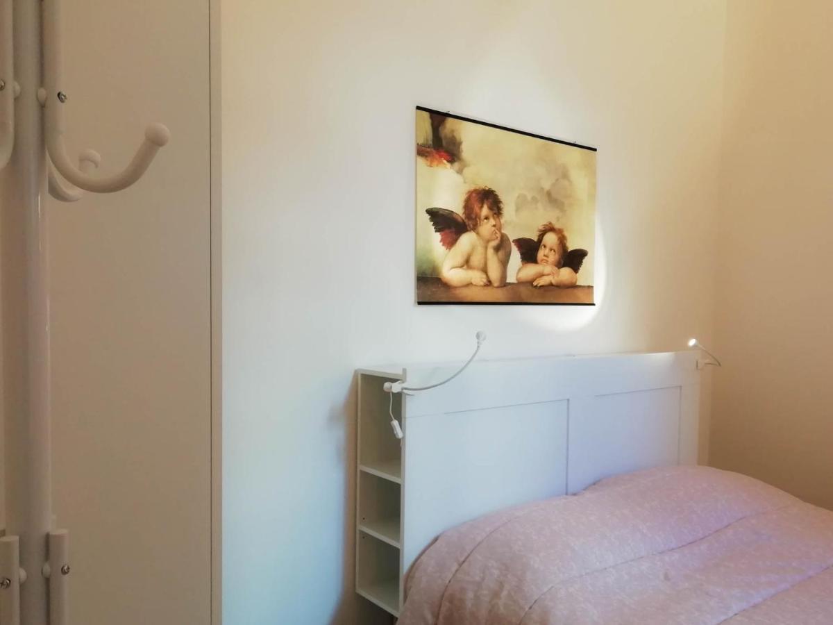 Mistrangelohome 3 - Appartamento In Pieno Centro سافونا المظهر الخارجي الصورة