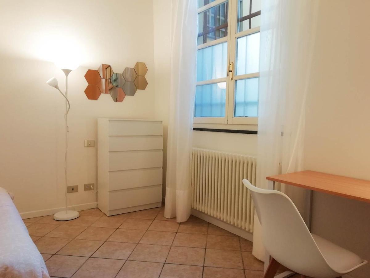 Mistrangelohome 3 - Appartamento In Pieno Centro سافونا المظهر الخارجي الصورة
