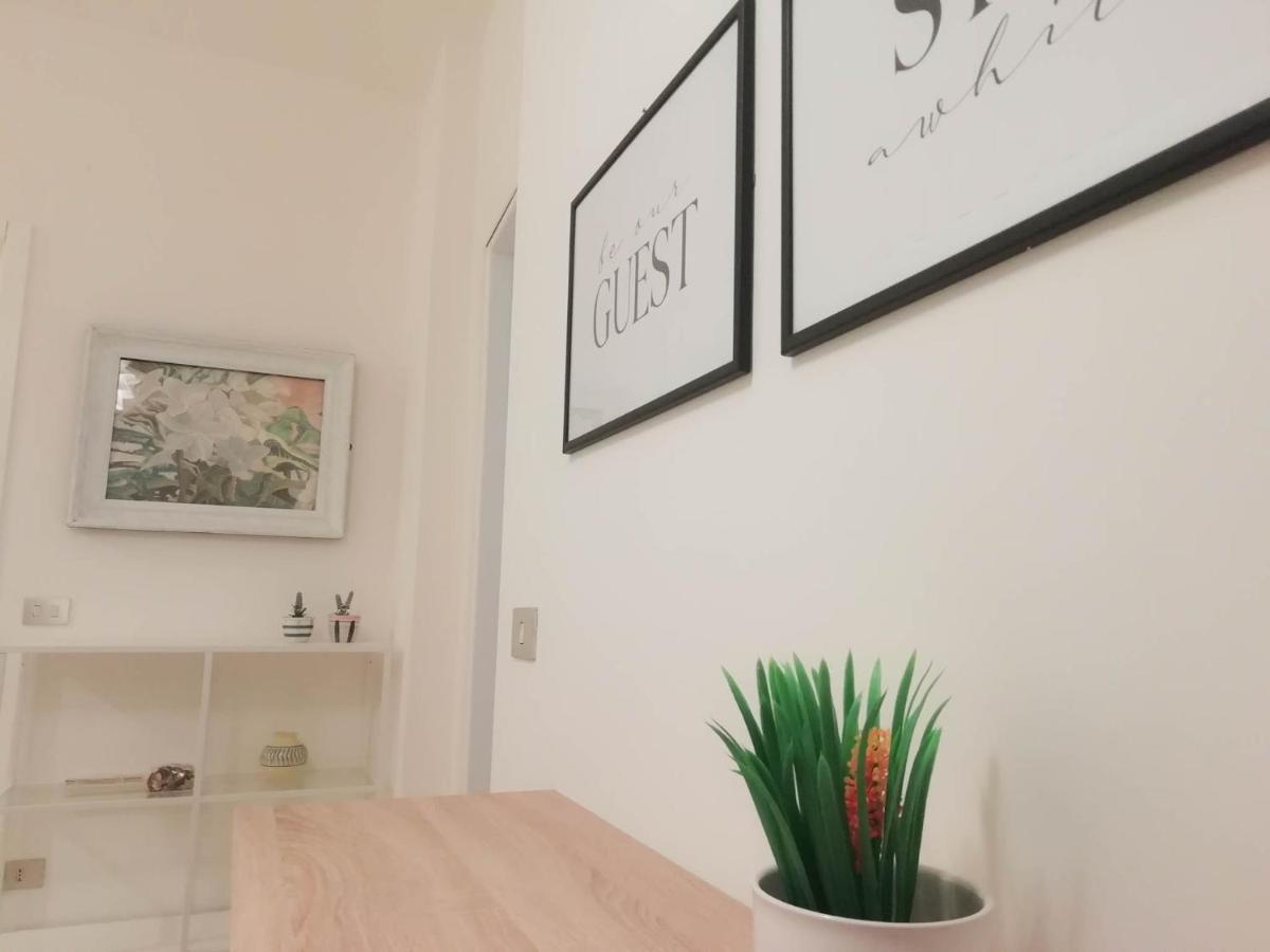 Mistrangelohome 3 - Appartamento In Pieno Centro سافونا المظهر الخارجي الصورة