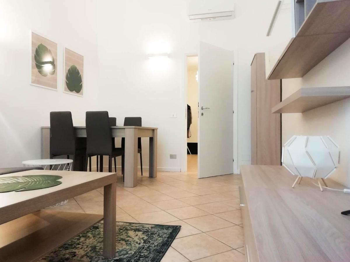 Mistrangelohome 3 - Appartamento In Pieno Centro سافونا المظهر الخارجي الصورة