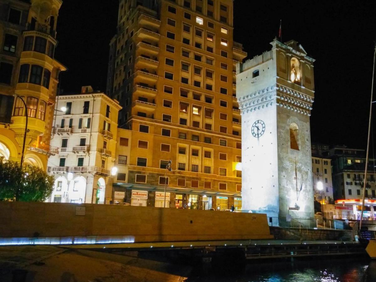 Mistrangelohome 3 - Appartamento In Pieno Centro سافونا المظهر الخارجي الصورة